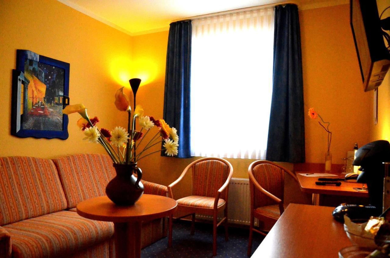 Hotel Am Klieversberg Wolfsburg Eksteriør bilde