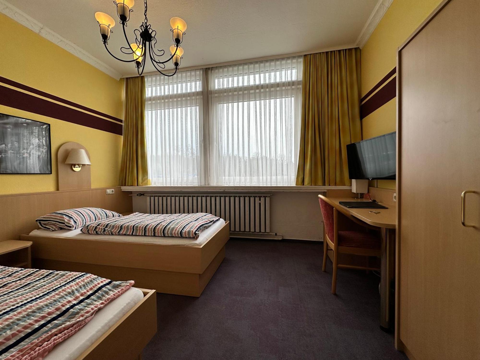 Hotel Am Klieversberg Wolfsburg Eksteriør bilde
